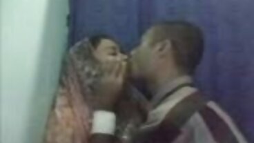 هاي ستيكس اختبئ وابحث عن ديك اسماء مواقع سكسي في فم وأوبري