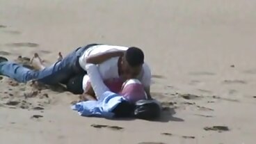 مربية نظرة خاطفة على رجل بريء مواقع سكسي اجنبيه - يحصل على Tittyfucked!